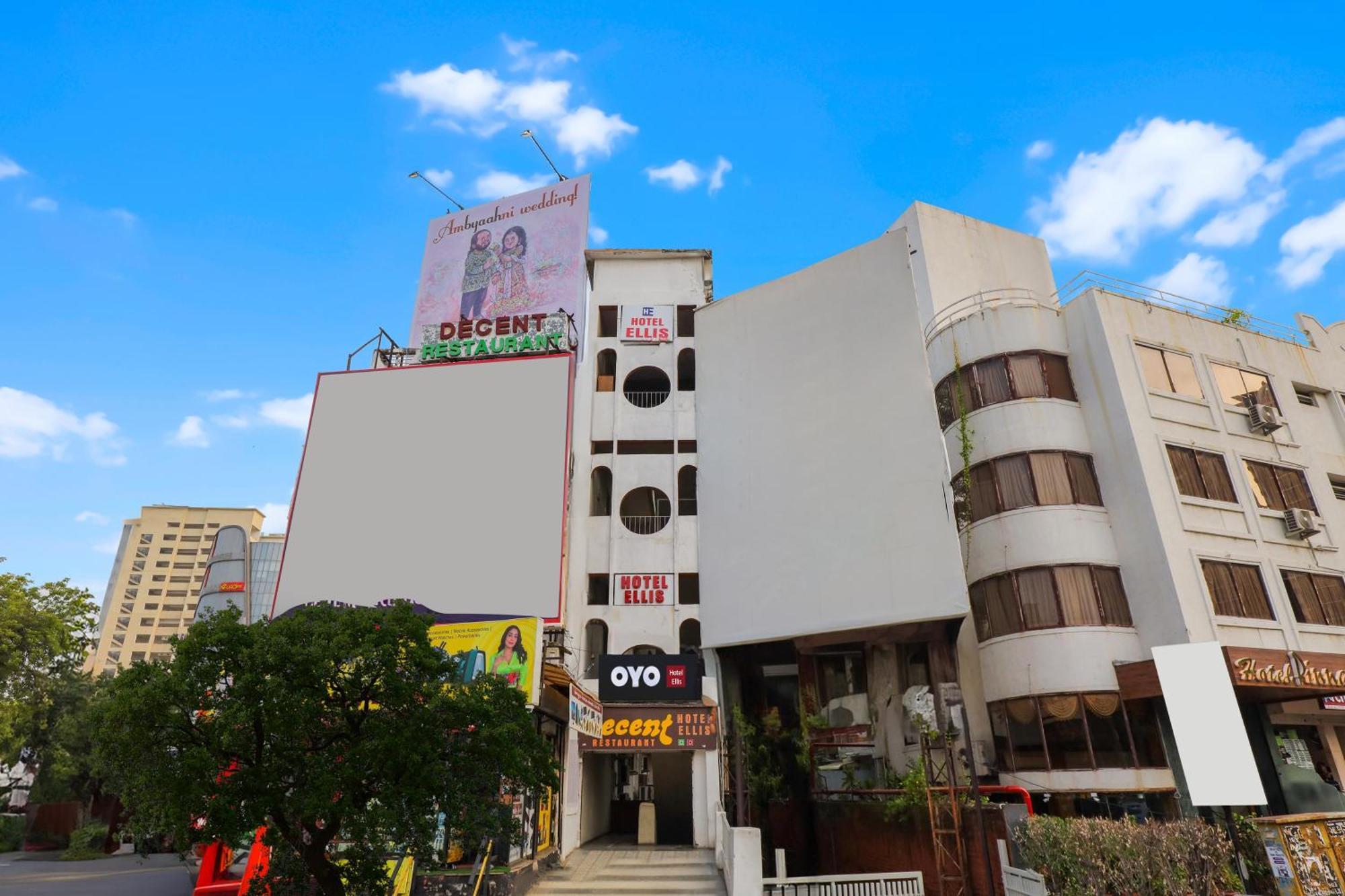 Hotel O Ellis Ahmedabad Luaran gambar