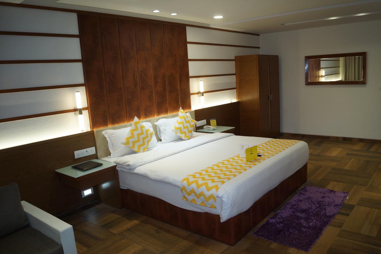 Hotel O Ellis Ahmedabad Luaran gambar