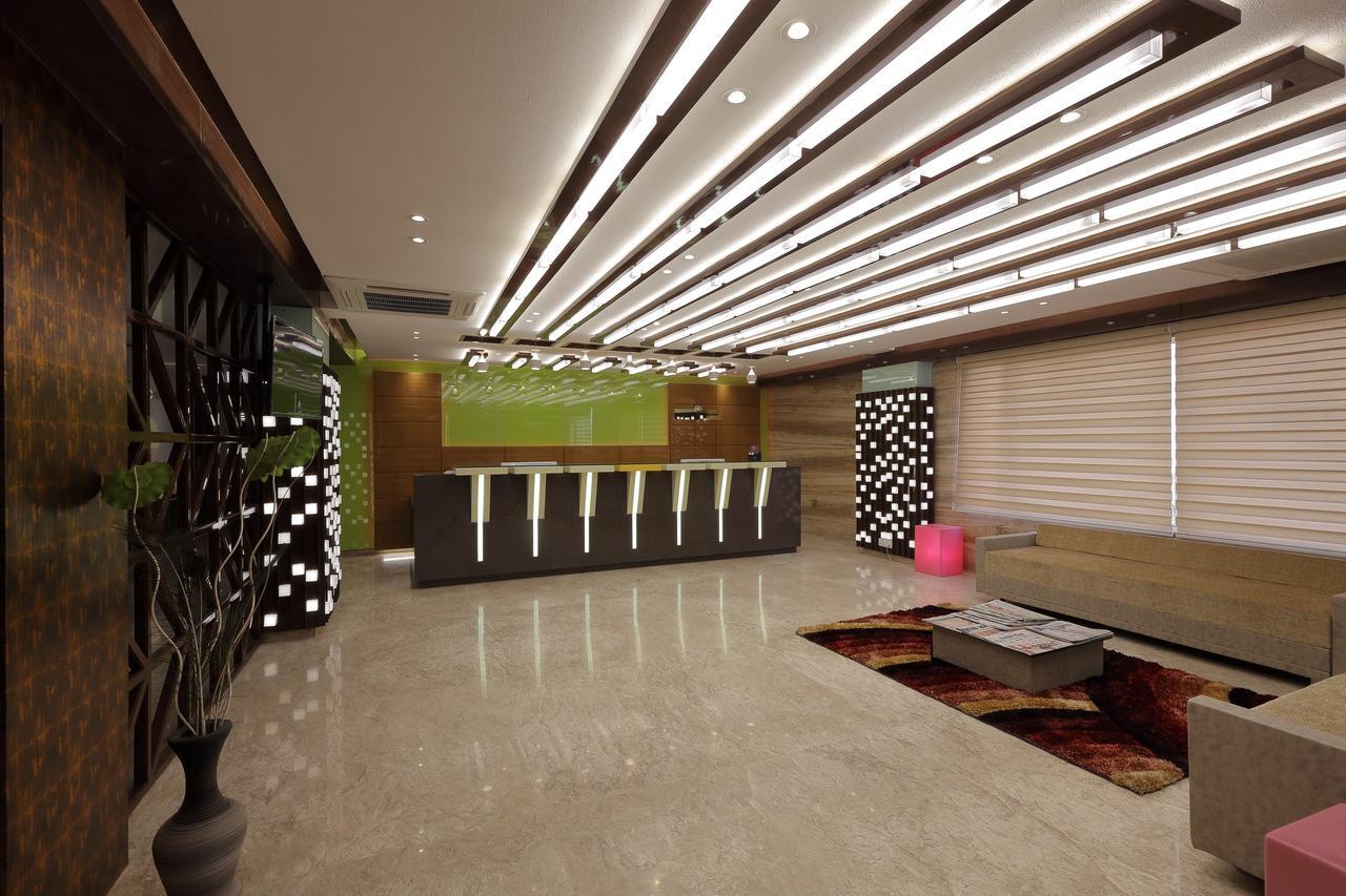 Hotel O Ellis Ahmedabad Luaran gambar