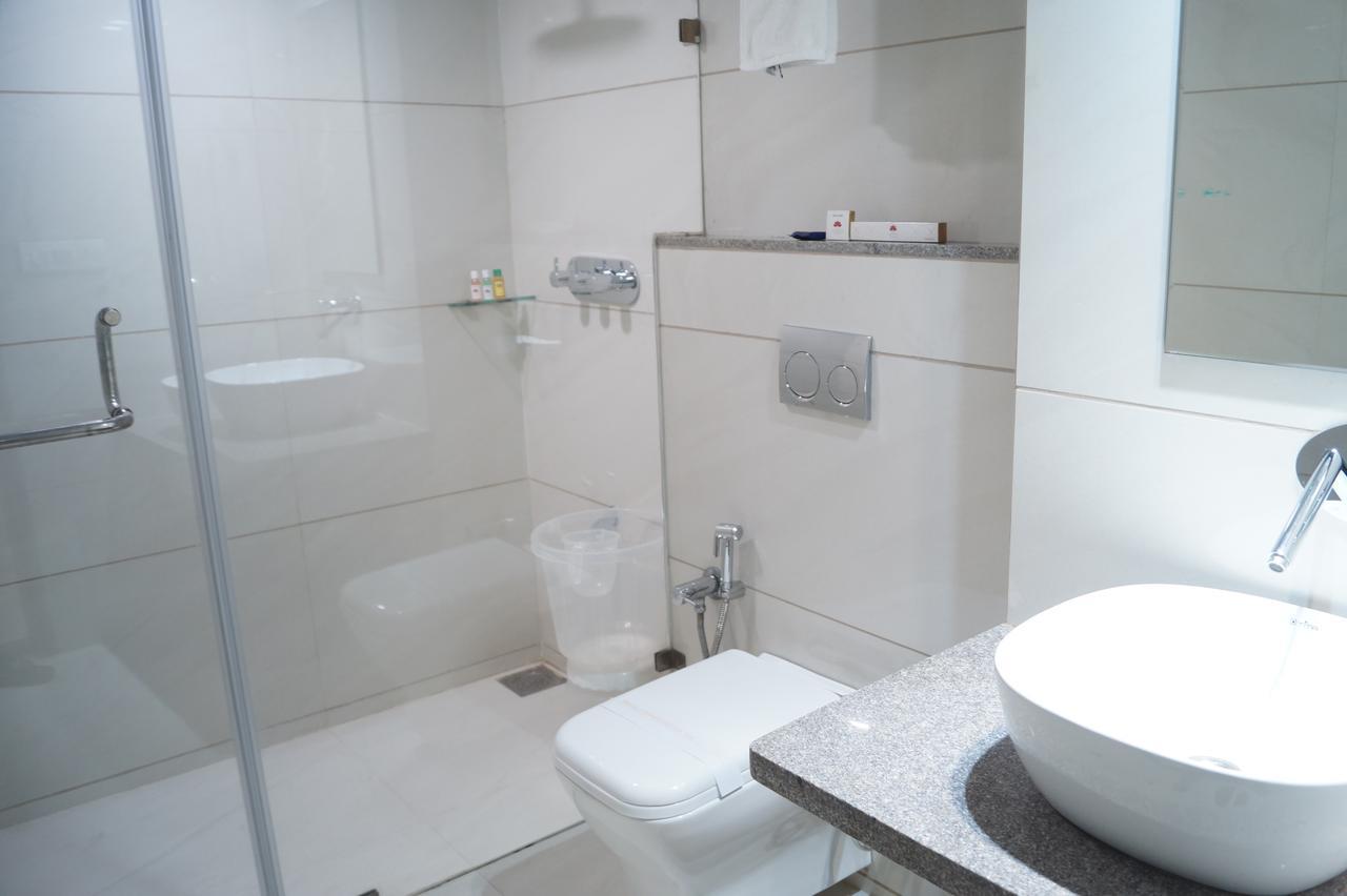 Hotel O Ellis Ahmedabad Luaran gambar